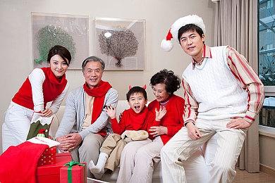 《寂静岭2：重制版》女角变丑 是借鉴了原版游戏早先设计？